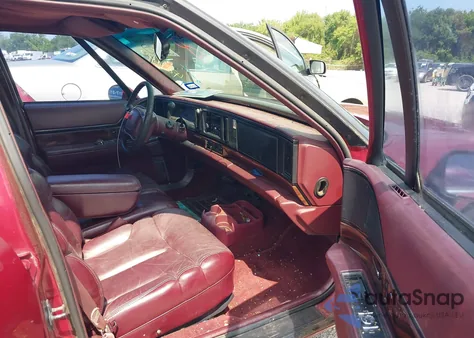 1997 Buick Lesabre Custom from USA, damaged, VIN 1G4HP52KXVH429600